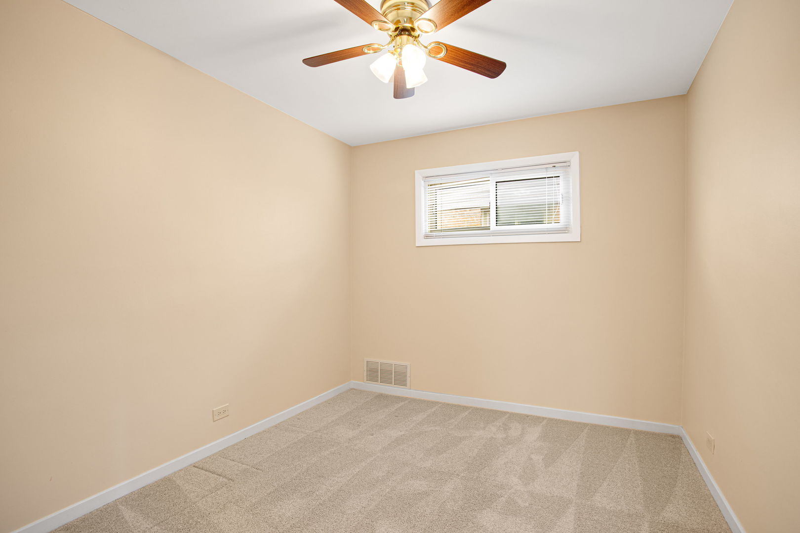 2217 Keystone Avenue North Riverside, IL 60546 - Photo 16 of 28