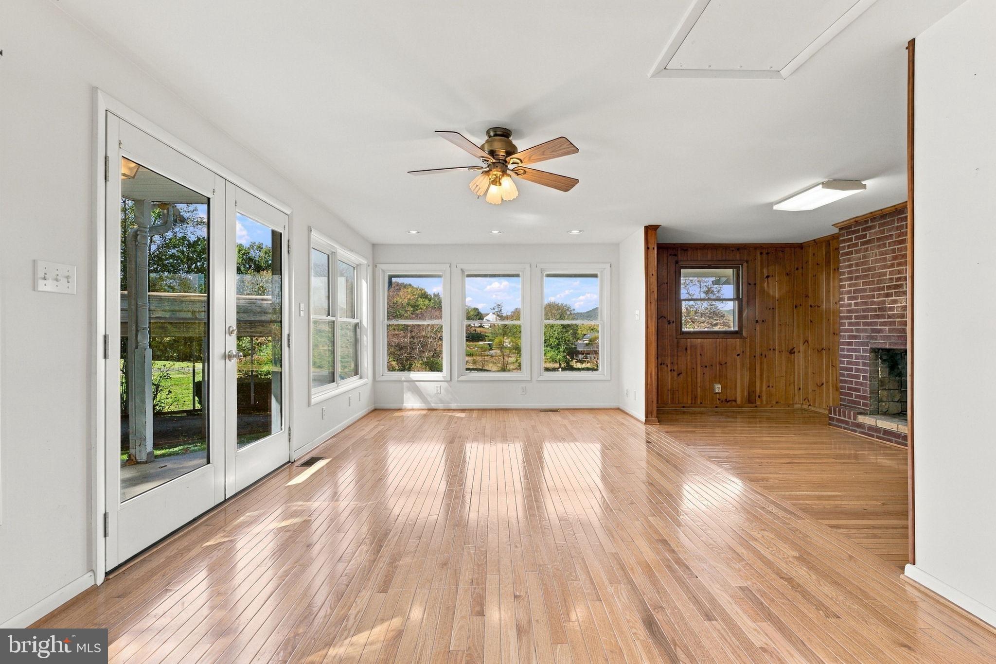 9707 Crest Hill Road Marshall, VA 20115 - Photo 17 of 26 Gallery Image 17