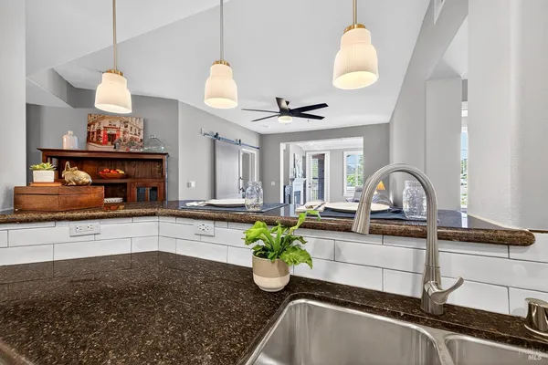 $945,000 | 1800 Alma Avenue, Unit 402, Walnut Creek, CA 94596