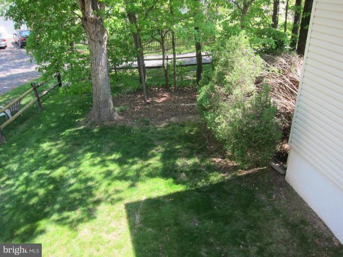 8916 Spur Road Springfield, VA 22153 - Photo 19 of 19 Deck - View from