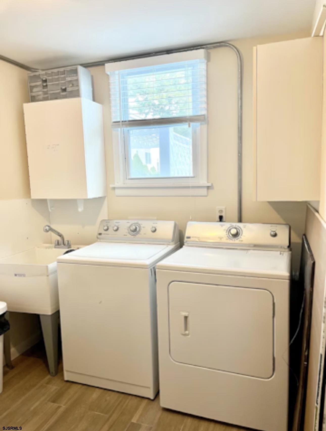 512 West Brigantine Avenue, Unit B Brigantine, NJ 08203 - Photo 13 of 22 a utility room with dryer and washer