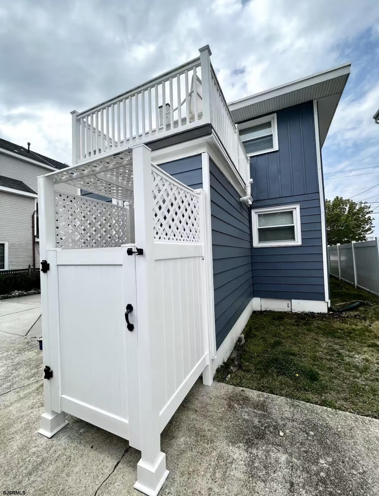 512 West Brigantine Avenue, Unit B Brigantine, NJ 08203 - Photo 14 of 22 a view of a house with a door