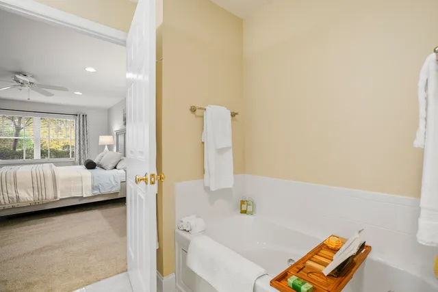 $499,500 | 2 Sterling Hill Lane, Unit 211, Exeter, NH 03833