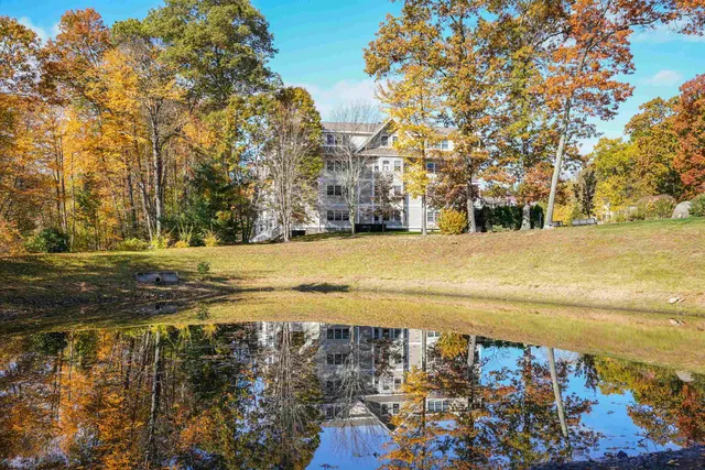 $499,500 | 2 Sterling Hill Lane, Unit 211, Exeter, NH 03833