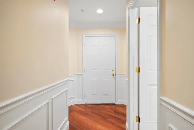 $499,500 | 2 Sterling Hill Lane, Unit 211, Exeter, NH 03833