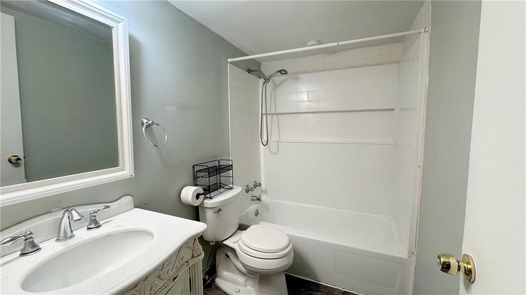 5 Bayard Road, Unit 305 Pittsburgh, PA 15213 - Photo 27 of 41