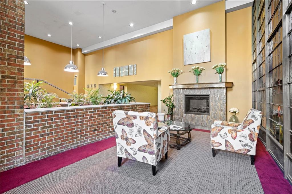 5 Bayard Road, Unit 305 Pittsburgh, PA 15213 - Photo 5 of 41