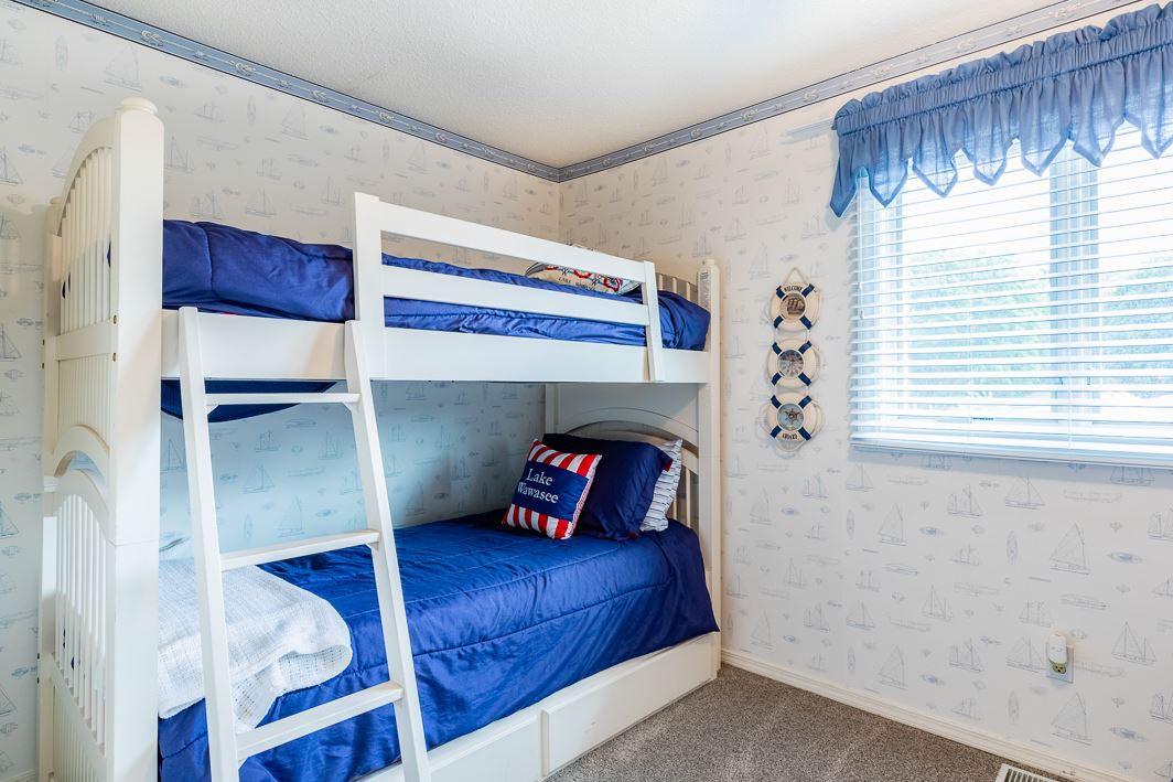 12601 Pleasant Grove Road, Unit 2 Syracuse, IN 46567 - Photo 17 of 25 Gallery Image 17