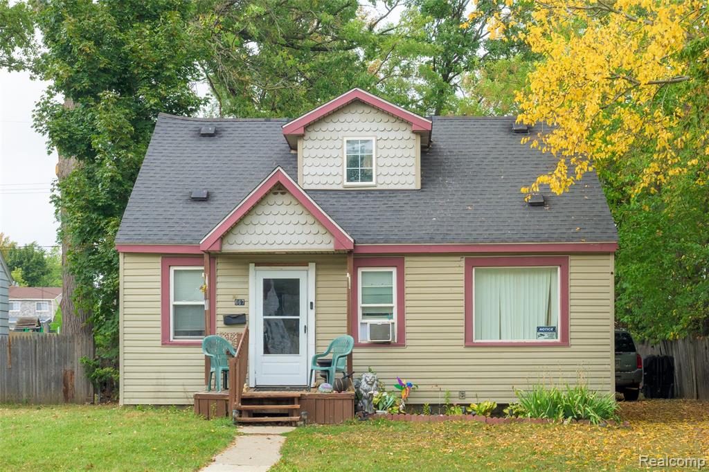 667 Raskob Street Pontiac, MI 48340 - Photo 1 of 15