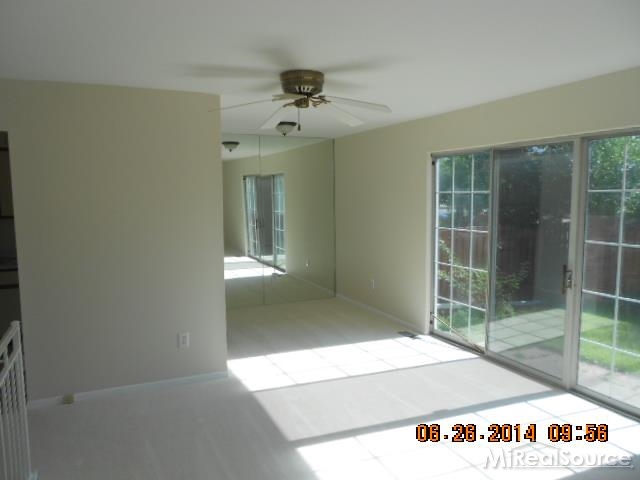 3421 Crooks Road Royal Oak, MI 48073 - Photo 3 of 8 31200651-2.JPG
