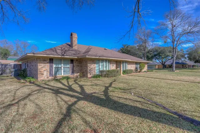 $350,000 | 5407 Coach Road, Bossier City, LA 71111