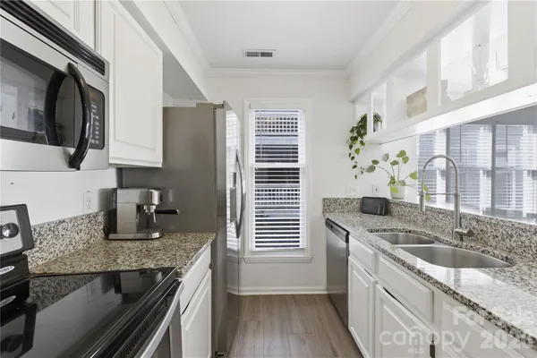 $399,000 | 308 Queens Road, Unit 32, Charlotte, NC 28204