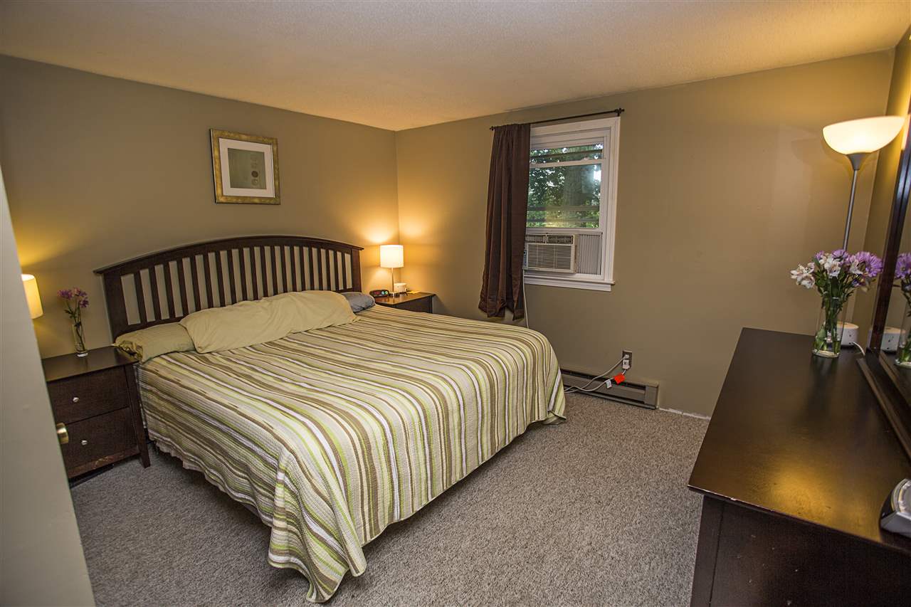 843 South Mammoth Road Manchester, NH 03103 - Photo 13 of 24