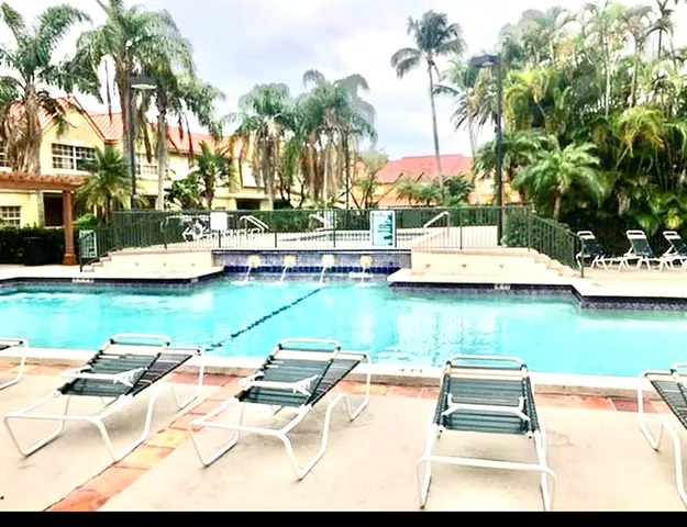 $1,800 | 18328 Northwest 68th Avenue, Unit B, Hialeah, FL 33015