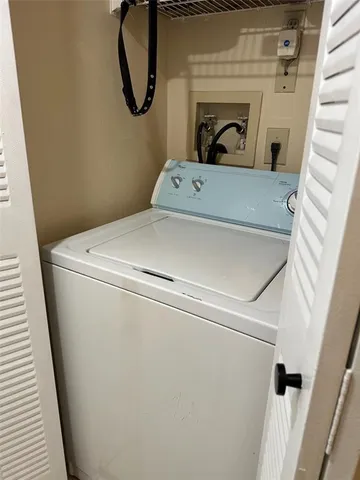 $1,800 | 18328 Northwest 68th Avenue, Unit B, Hialeah, FL 33015