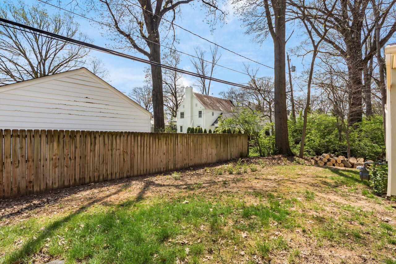 2335 Dorset Road Columbus, OH 43221 - Photo 43 of 46 Gallery Image 43
