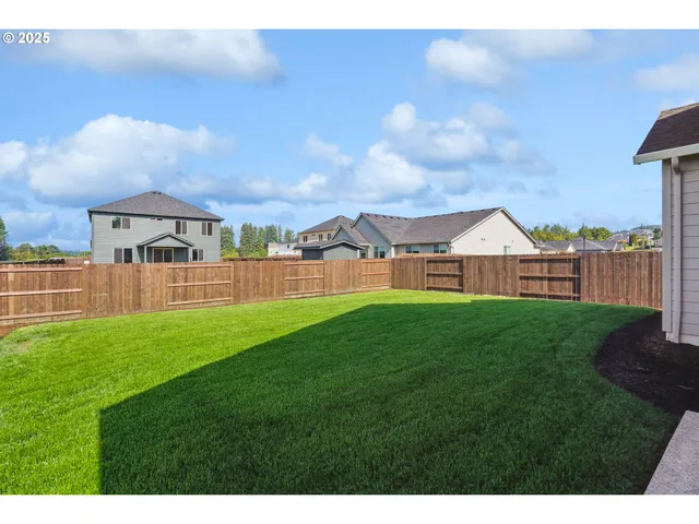 $669,900 | 148 East 24th Circle, La Center, WA 98629