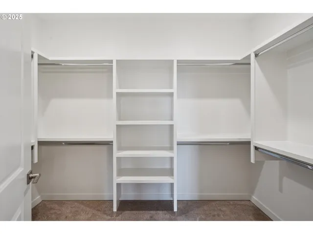 $669,900 | 148 East 24th Circle, La Center, WA 98629