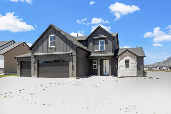 $669,900 | 2502 West 2950 North, Unit 115, Farr West, UT 84404