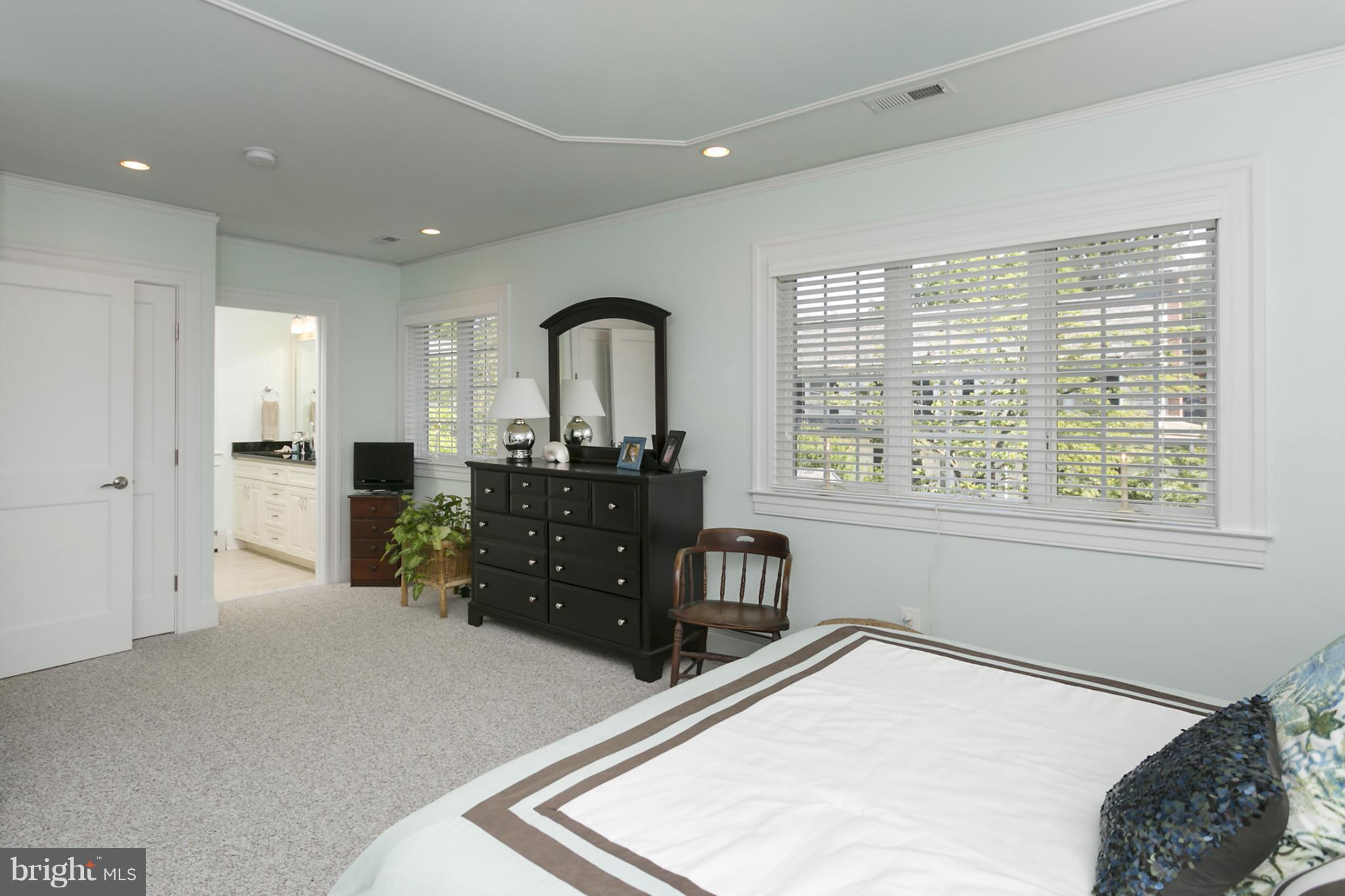 606 Kingston Road Baltimore, MD 21212 - Photo 14 of 30 Bedroom (Master)