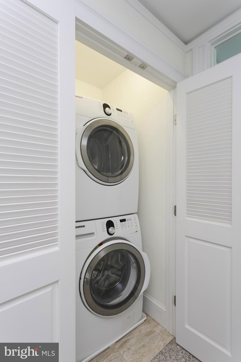 606 Kingston Road Baltimore, MD 21212 - Photo 17 of 30 Bedroom level laundry