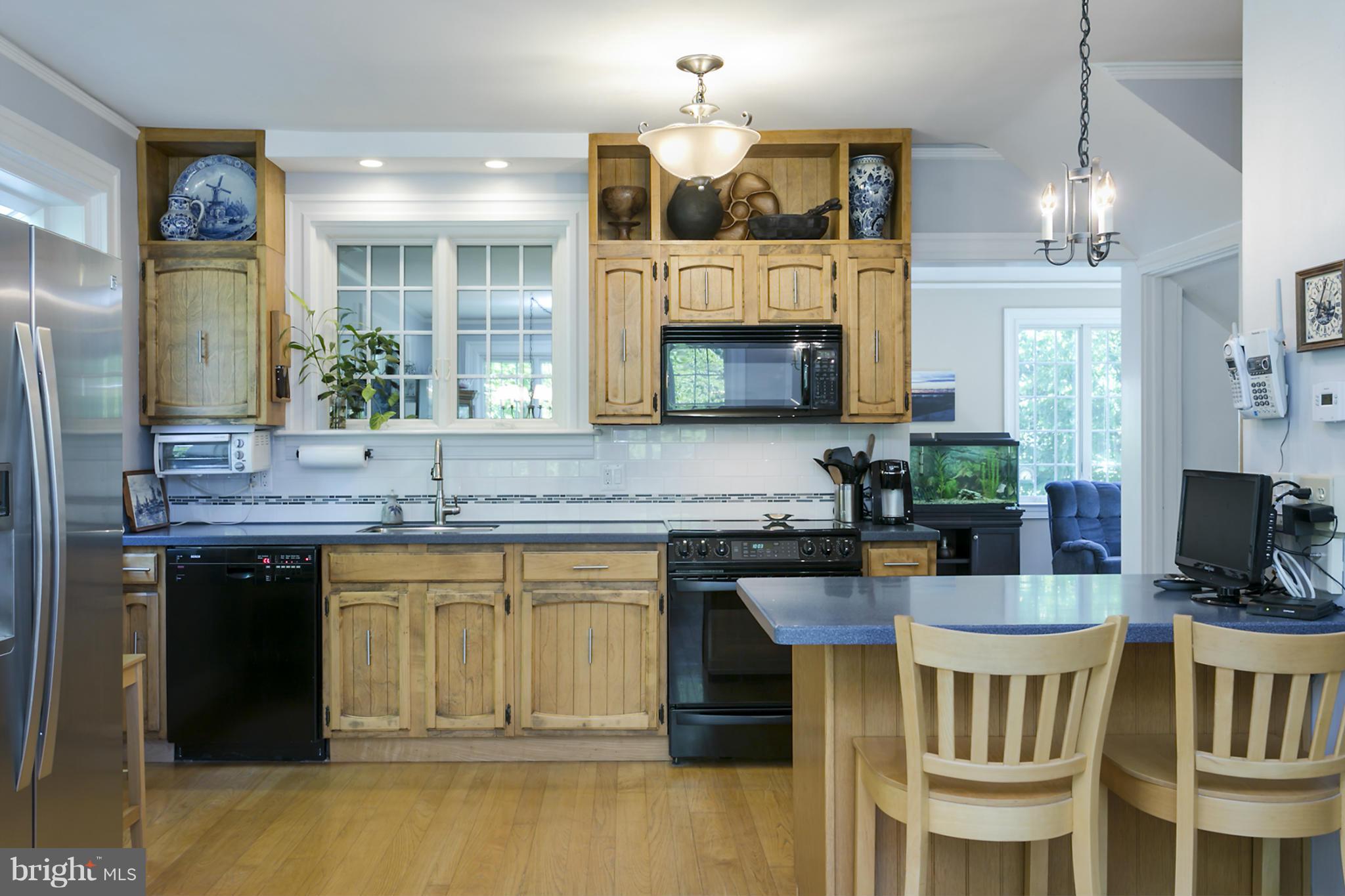 606 Kingston Road Baltimore, MD 21212 - Photo 10 of 30 Kitchen