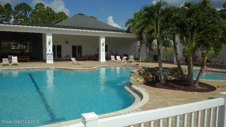 872 Old Country Rd S East Palm Bay, FL 32909 - Photo 20 of 29 pool