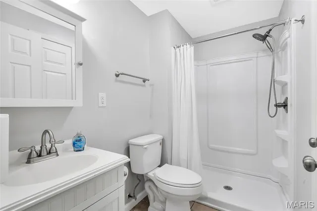 $289,900 | 5640 Hawks Landing Drive, Hillsboro, MO 63050