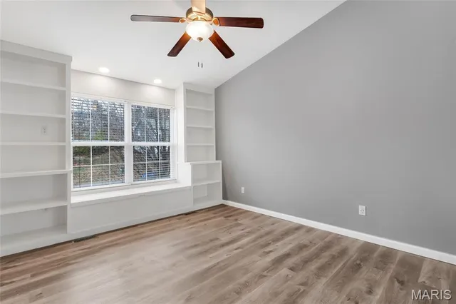 $289,900 | 5640 Hawks Landing Drive, Hillsboro, MO 63050