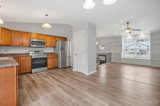 $289,900 | 5640 Hawks Landing Drive, Hillsboro, MO 63050