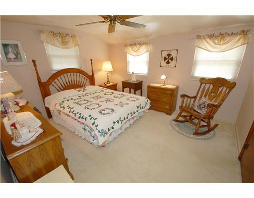 80 Rose Leaf Road Pittsburgh, PA 15220 - Photo 8 of 13 Bedroom.