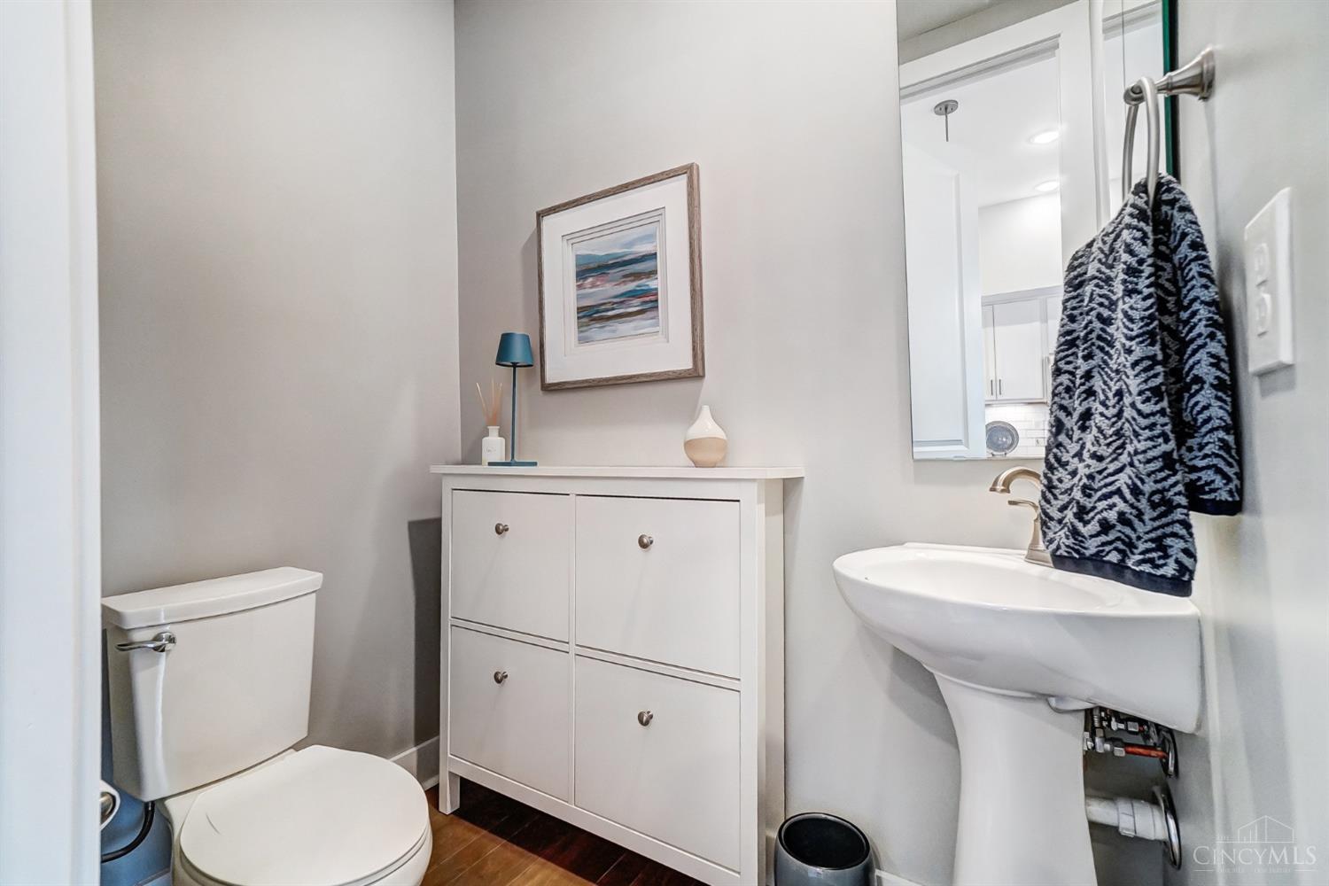 3129 Madison Road Cincinnati, OH 45209 - Photo 23 of 54