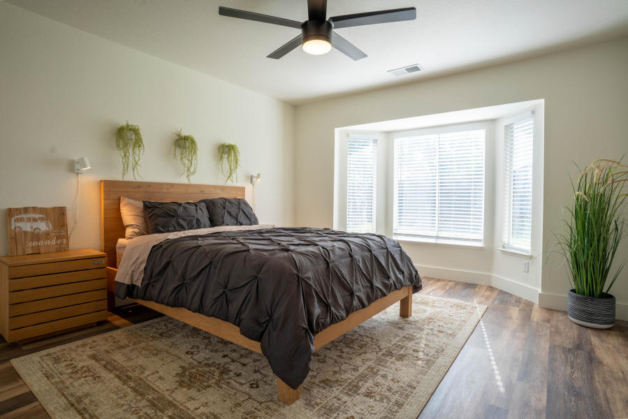 1978 Charade Way Redding, CA 96003 - Photo 7 of 10 charade master