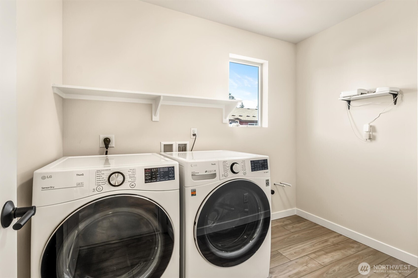 23712 8th Drive Southeast, Unit E Bothell, WA 98021 - Photo 30 of 37