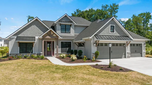 $619,900 | 688 Skillet Avenue, Huntertown, IN 46748