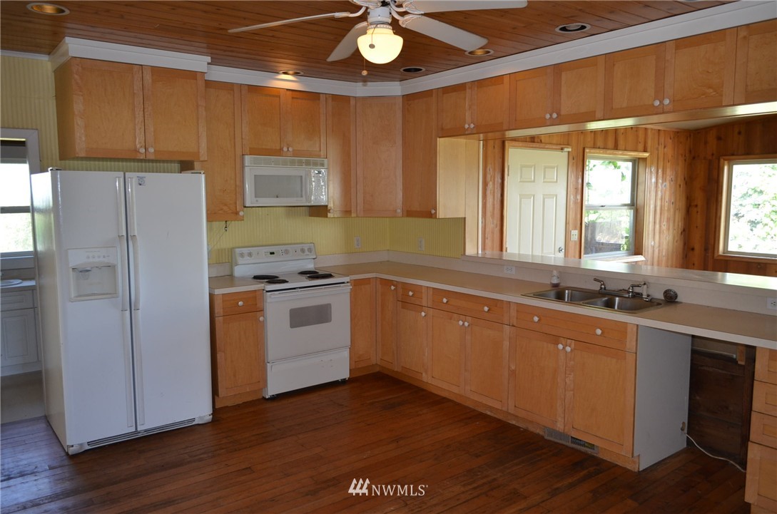 6626 Olson Road Ferndale, WA 98248 - Photo 2 of 23