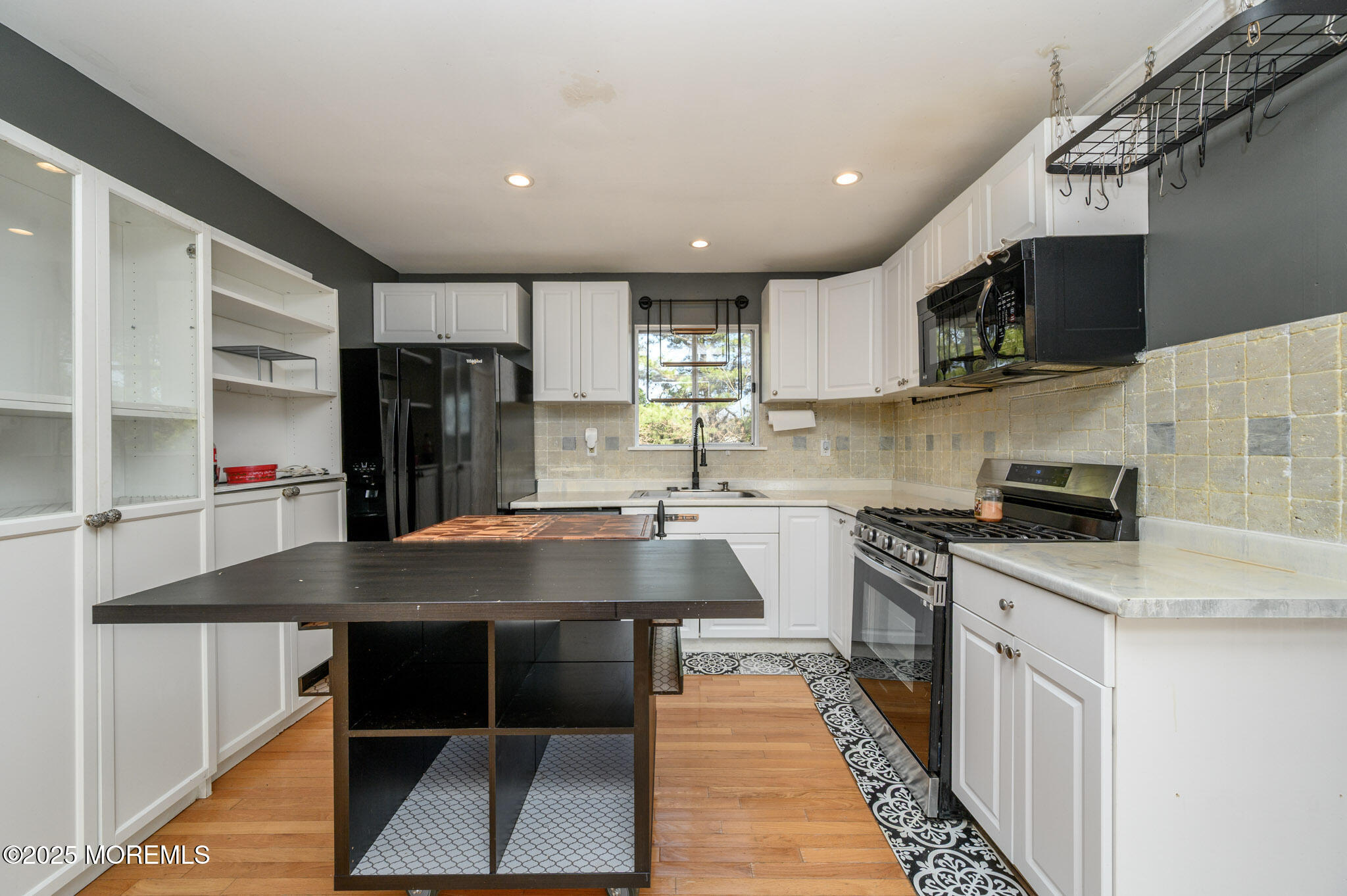 85 Holmes Mill Road Cream Ridge, NJ 08514 - Photo 7 of 40 _DSC5836