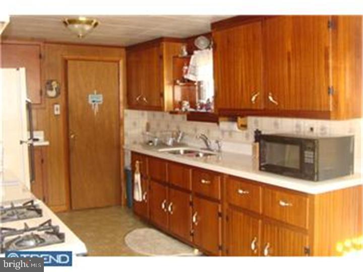 181 North Burlington Road Bridgeton, NJ 08302 - Photo 3 of 7 Gallery Image 3