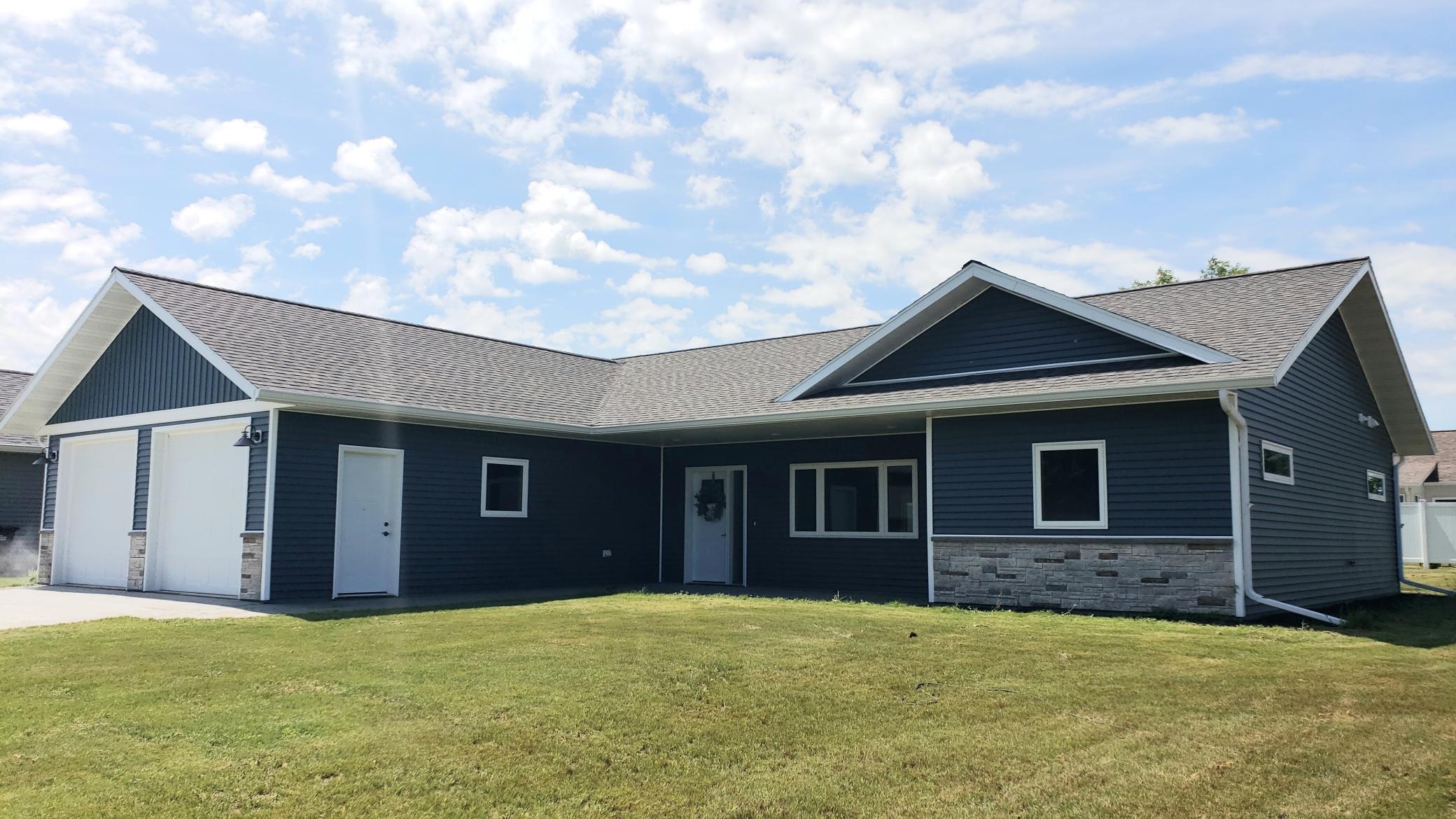 1005 8th Avenue Northwest Perham, MN 56573 - Photo 2 of 16