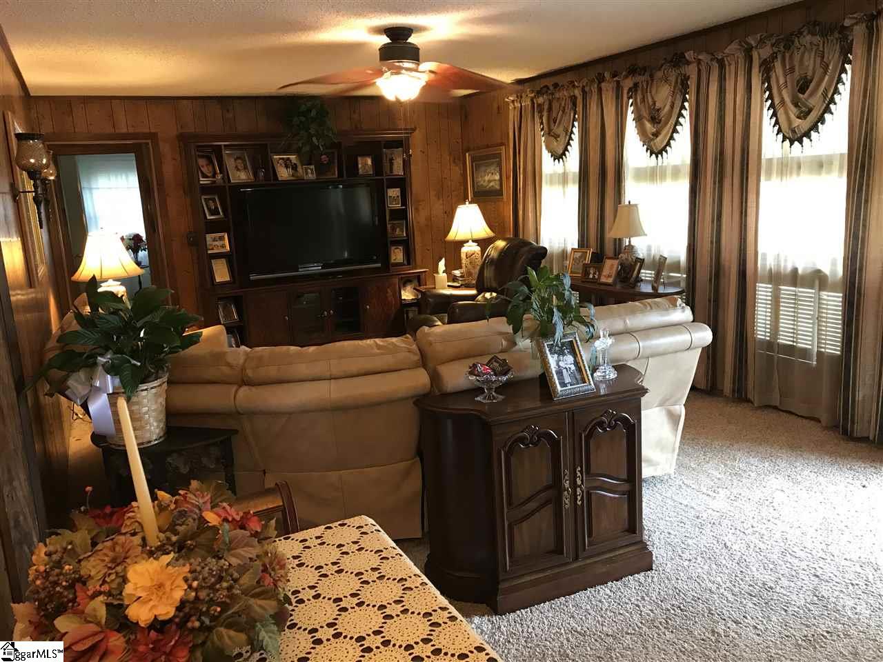 204 White Oak Road Woodruff, SC 29388 - Photo 8 of 30 Gallery Image 8