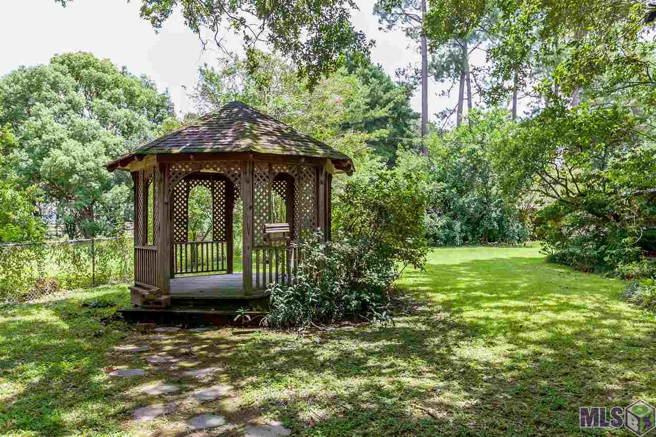 1956 Christian Street Baton Rouge, LA 70808 - Photo 23 of 29 Gazebo