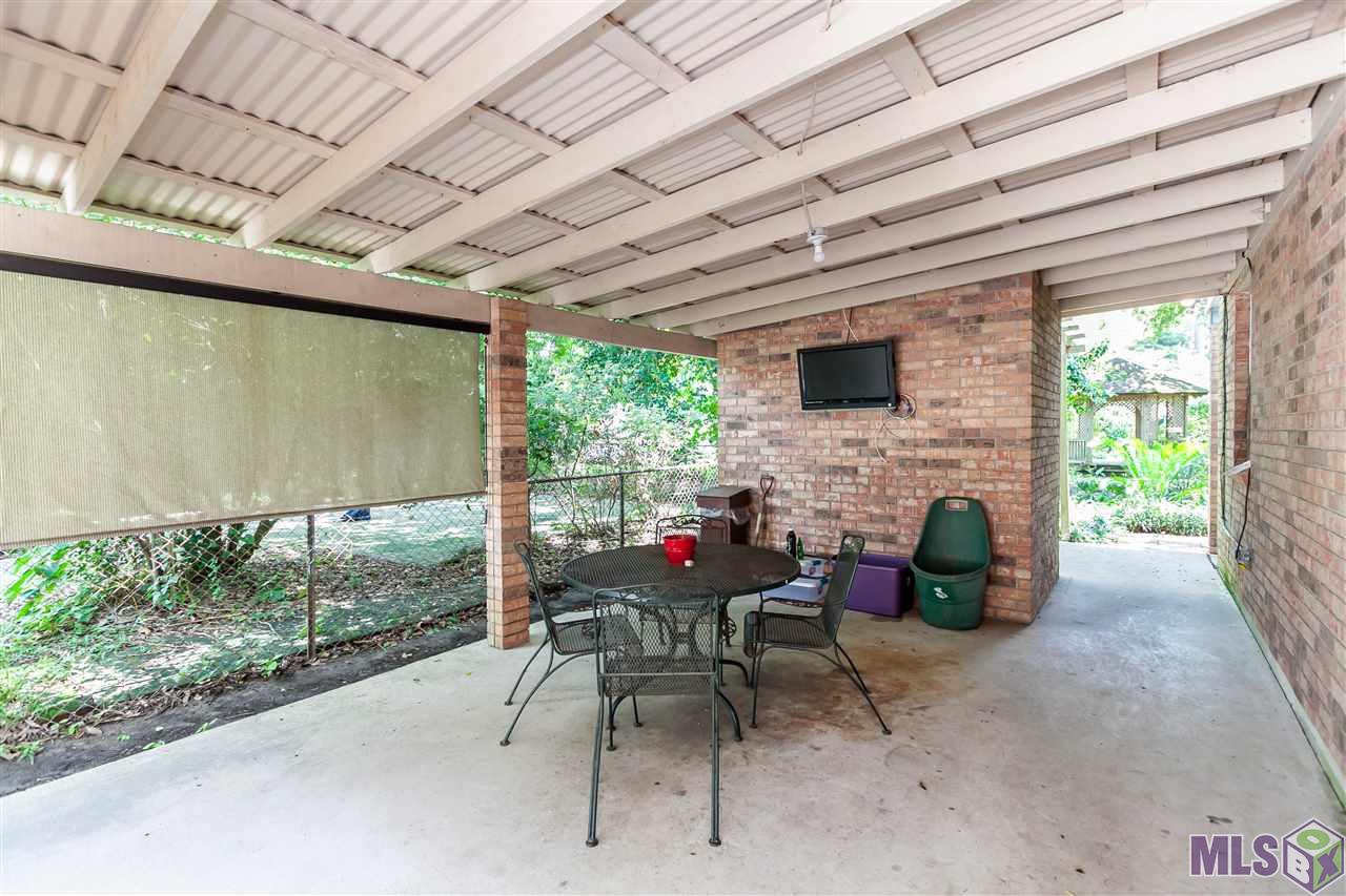 1956 Christian Street Baton Rouge, LA 70808 - Photo 28 of 29 Carport