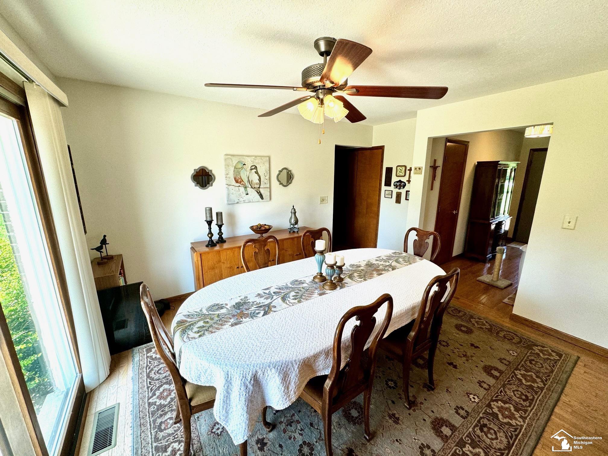 9601 Crabb Road Temperance, MI 48182 - Photo 10 of 35 Gallery Image 10
