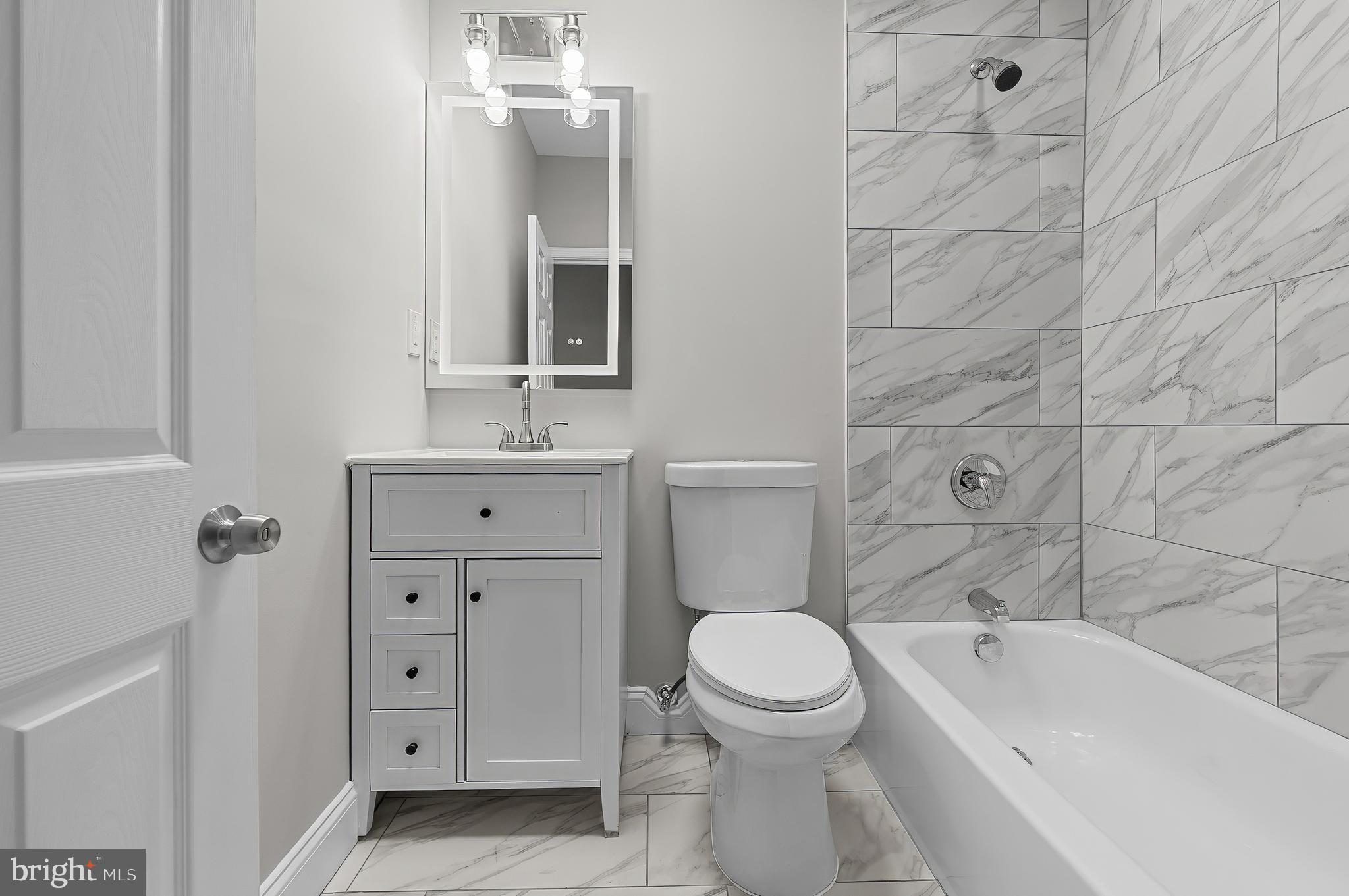 1655 Cliftview Avenue Baltimore, MD 21213 - Photo 22 of 36