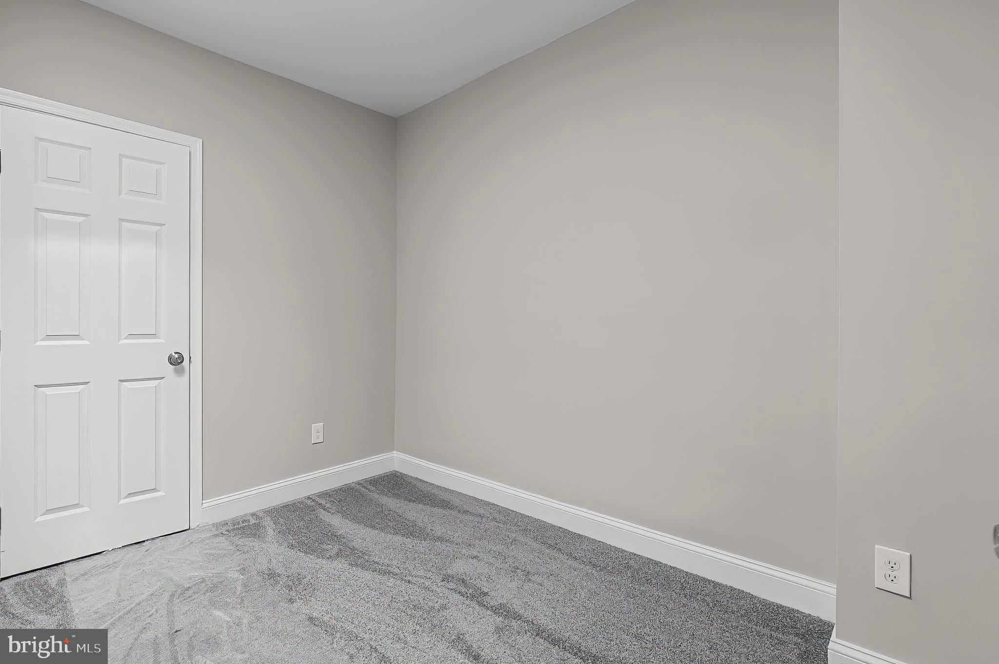 1655 Cliftview Avenue Baltimore, MD 21213 - Photo 23 of 36