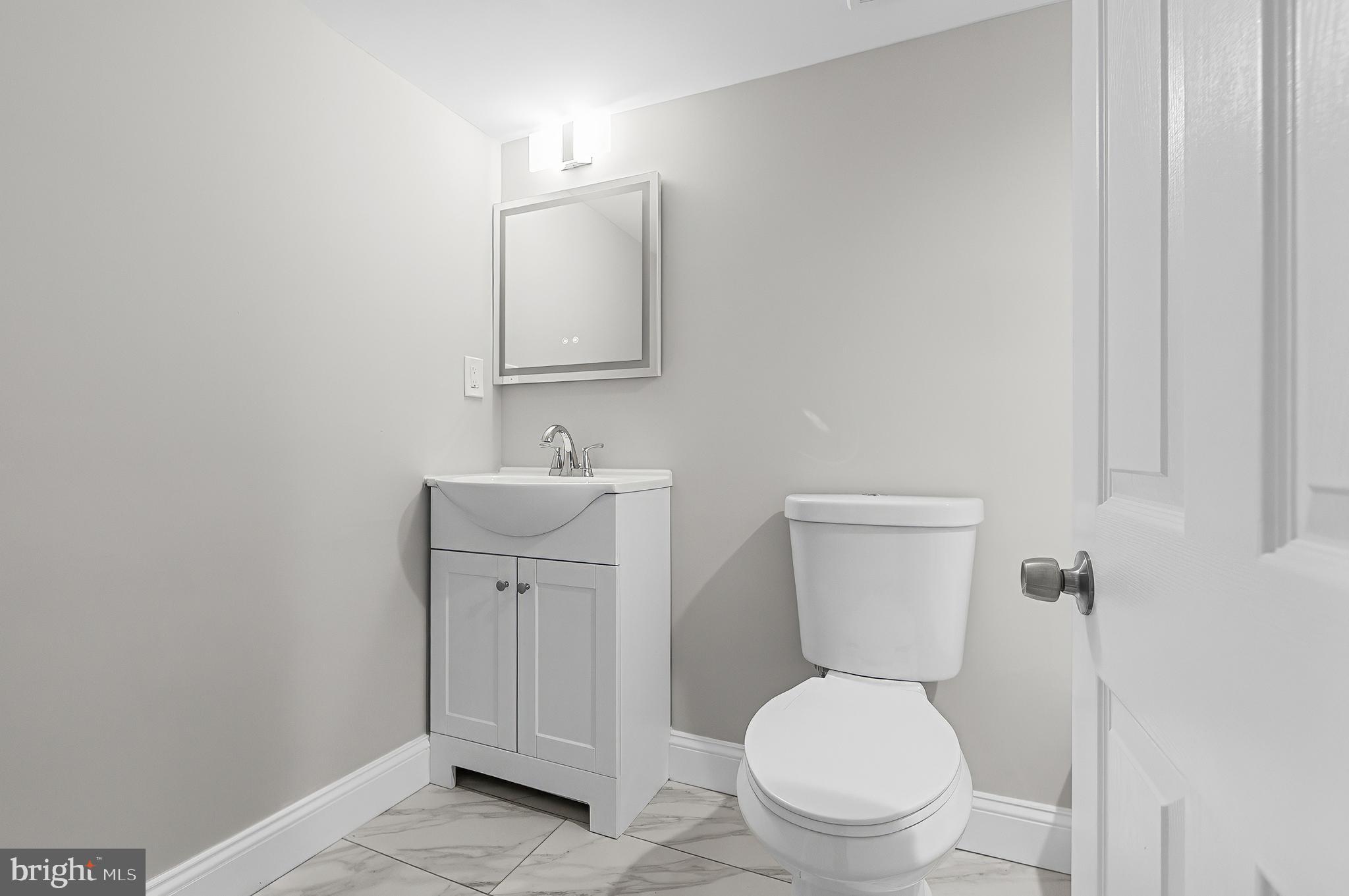 1655 Cliftview Avenue Baltimore, MD 21213 - Photo 28 of 36