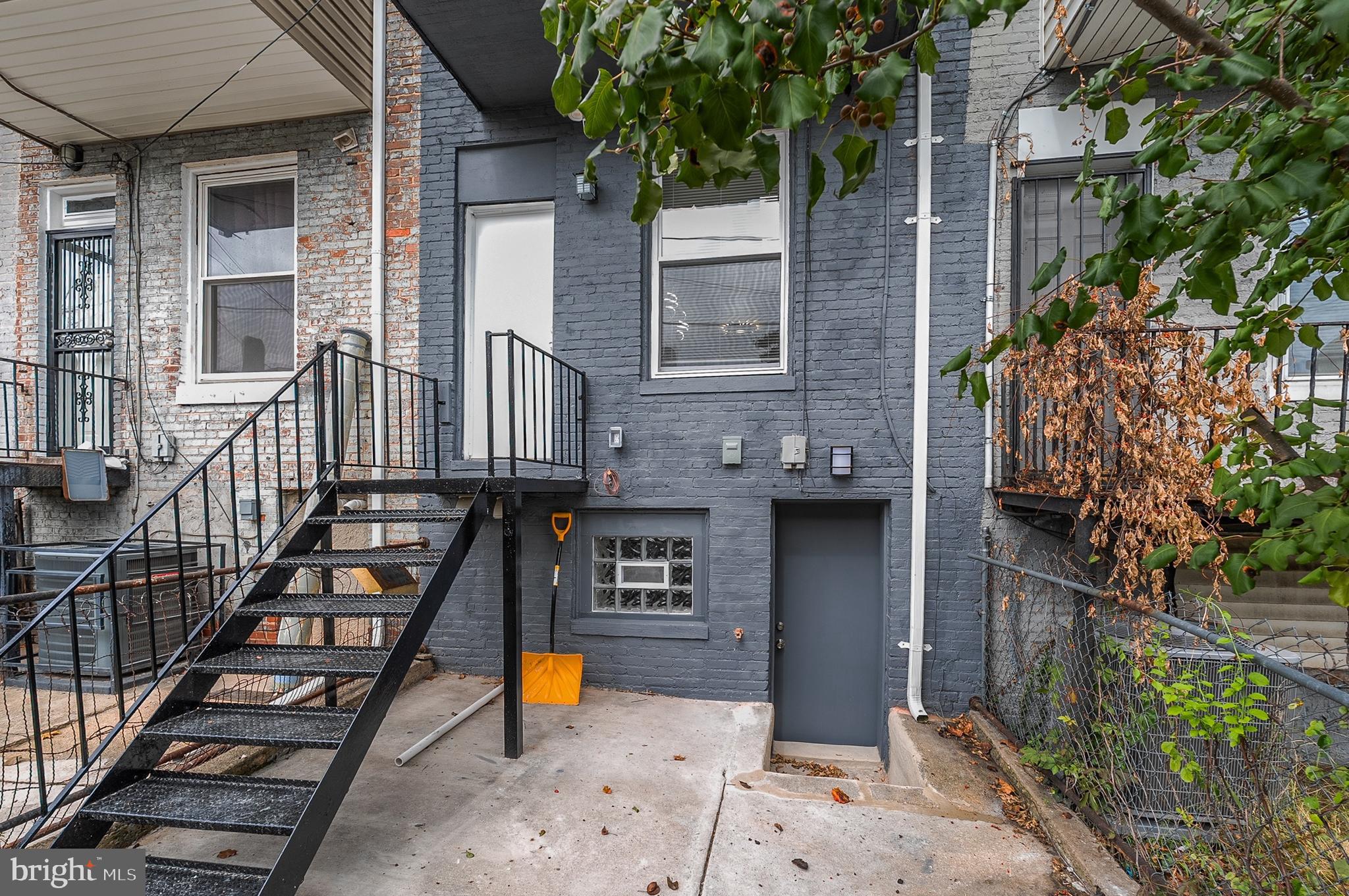 1655 Cliftview Avenue Baltimore, MD 21213 - Photo 35 of 36