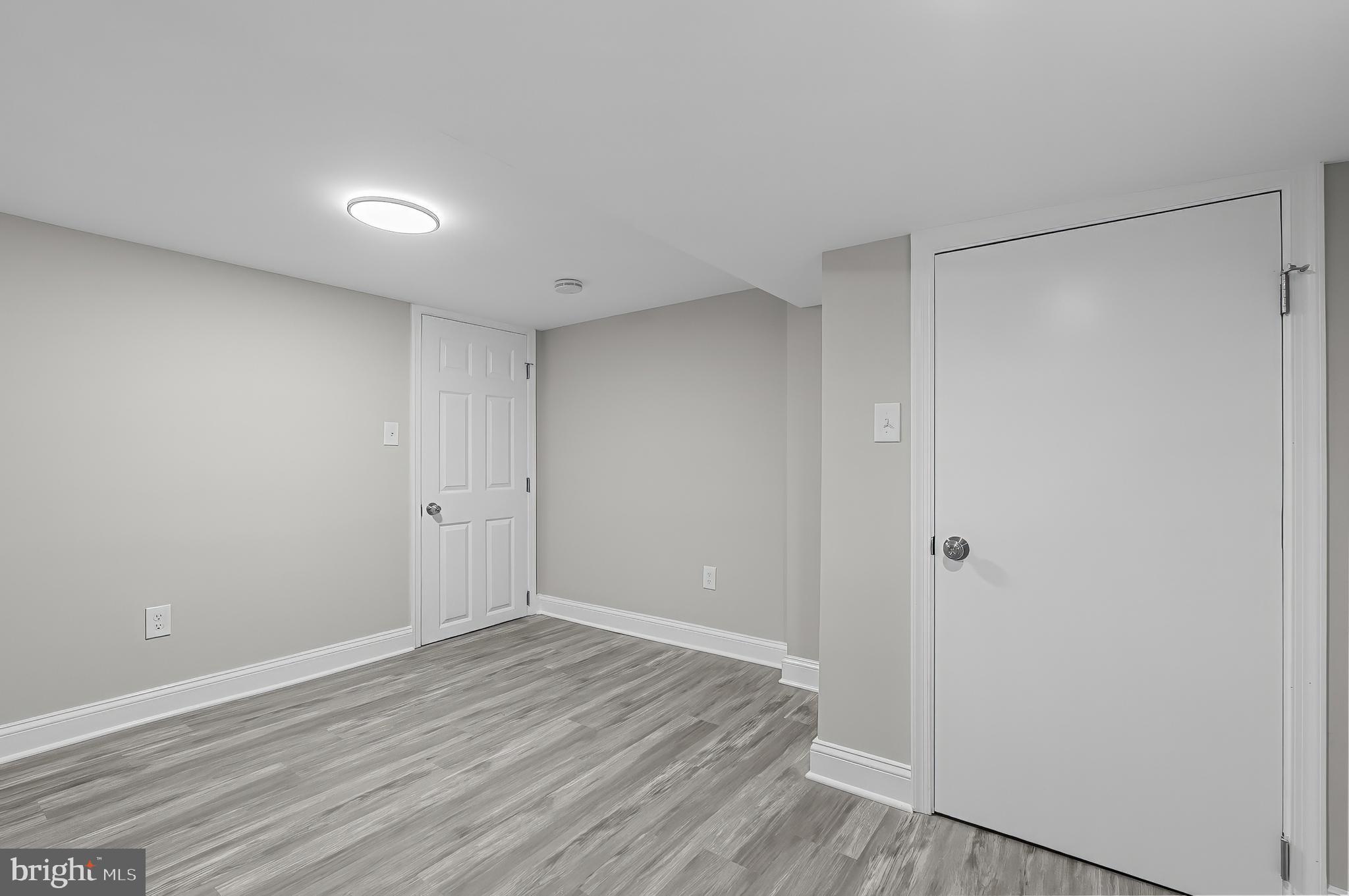 1655 Cliftview Avenue Baltimore, MD 21213 - Photo 10 of 36