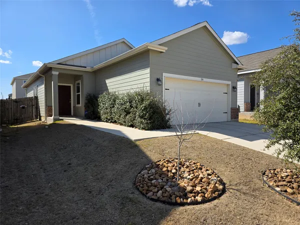 $1,495 | 104 Circe Drive, Unit 93B, Jarrell, TX 76537