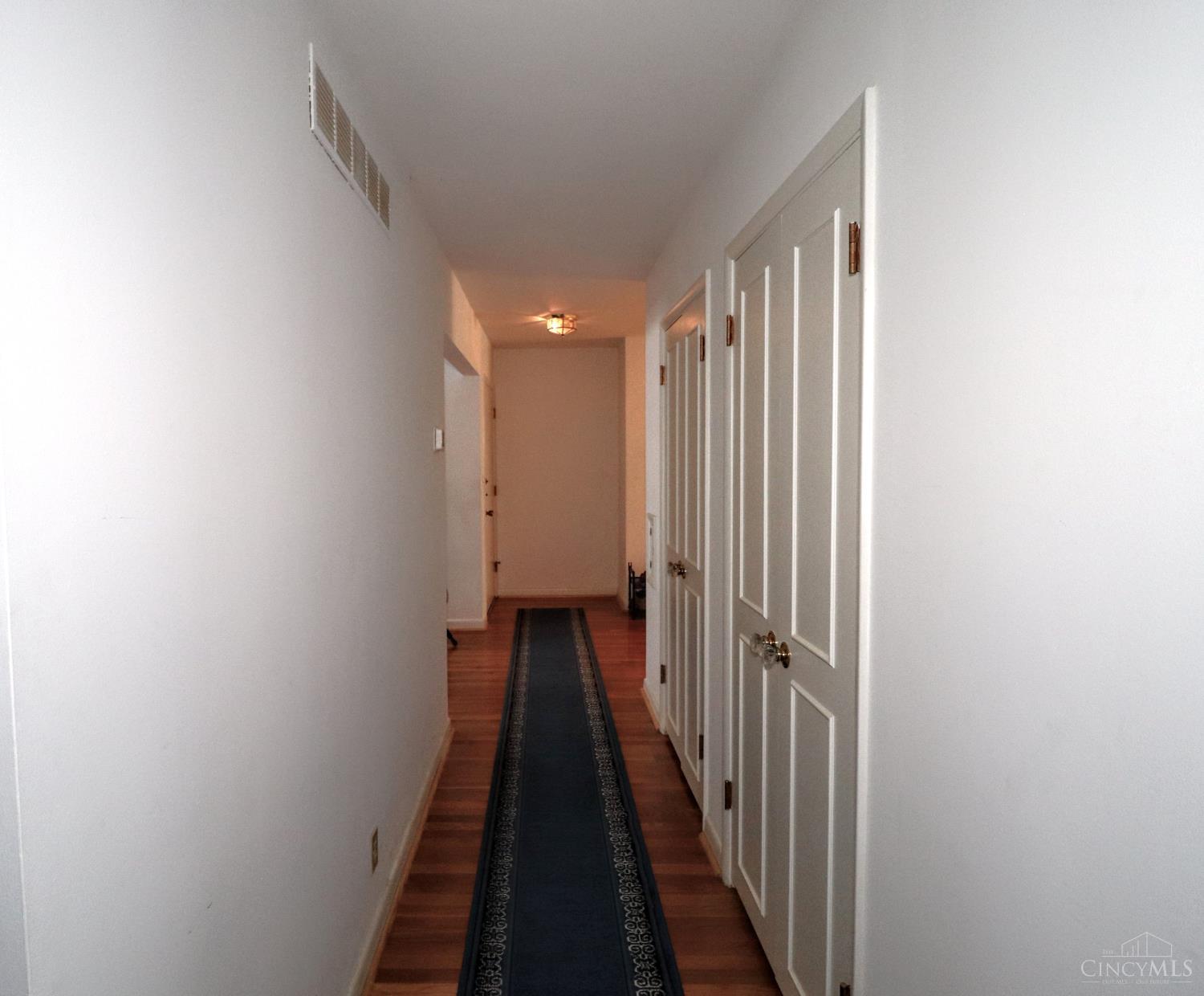 3521 Section Road, Unit 4 Cincinnati, OH 45237 - Photo 28 of 36 Gallery Image 28